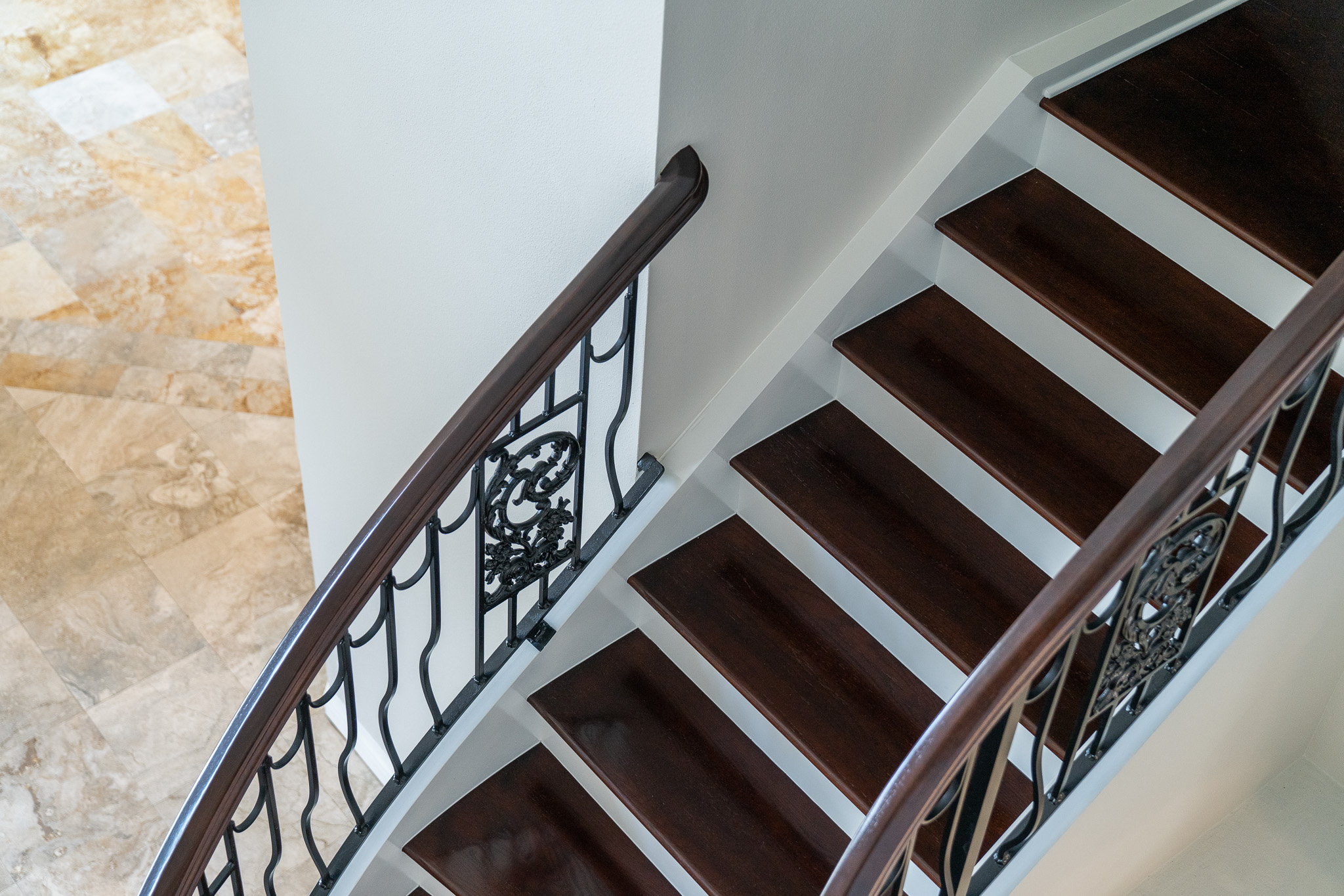 HershbergerPointCrispCompletedSOCIAL02876